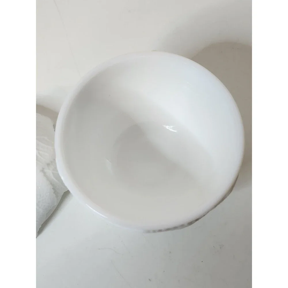 Vintage 6.5” Fostoria Milk Glass Grape Leaf Footed Candy Lidded Jar Dish